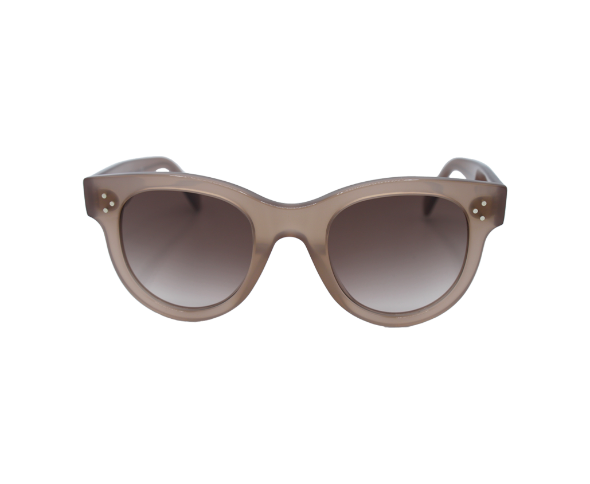 Lunettes de soleil Baby Audrey CL4003IN de la marque Celine, monture solaire femmes, avec un design carrée en acétate beige disponible dans les boutiques Atelier Lou Paris