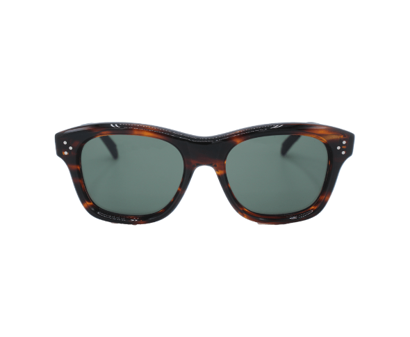Lunettes de soleil CL40191I de la marque Celine , monture solaire mixte, modèle unisexe qui convient pour les hommes, et les femmes, avec un design carrée fabriquée en acetate écaille foncé disponible dans les boutiques Atelier Lou Paris
