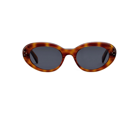 Lunettes de soleil CL40193I. de la marque Celine , modèle unisexe pour femmes, avec un design cat eye fabriquée en acetate écaille clair disponible dans les boutiques Atelier Lou Paris