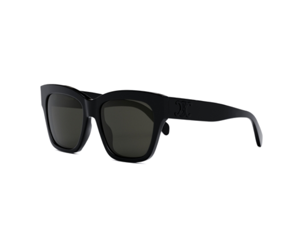 Lunettes de soleil CL40253I de la marque Celine orné du célèbre logo triomphe, monture solaire pour femmes, avec un design carré oversized fabriquée en acétate noir disponible dans les boutiques Atelier Lou Paris