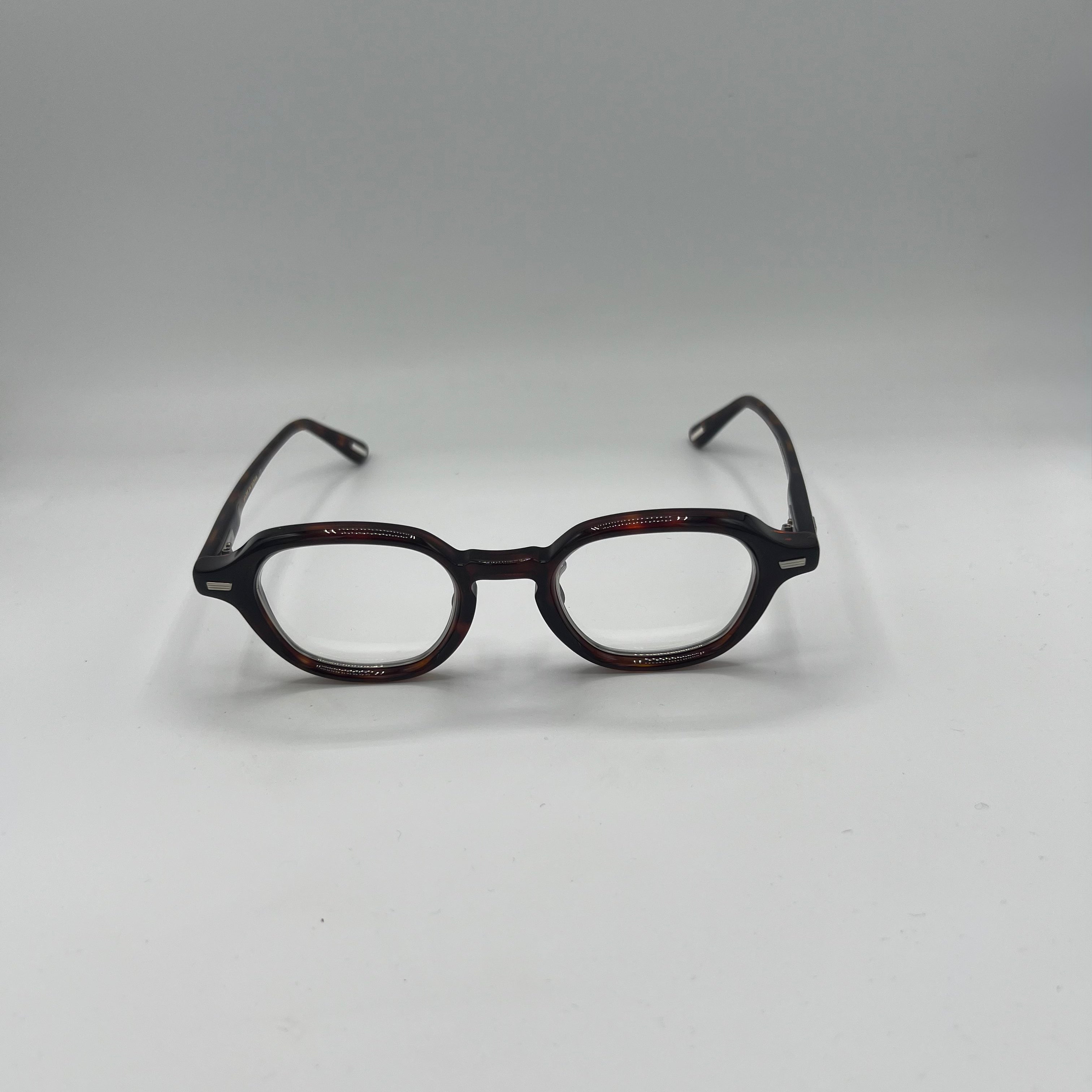 YUICHI TOYAMA BEACON FARBE 03