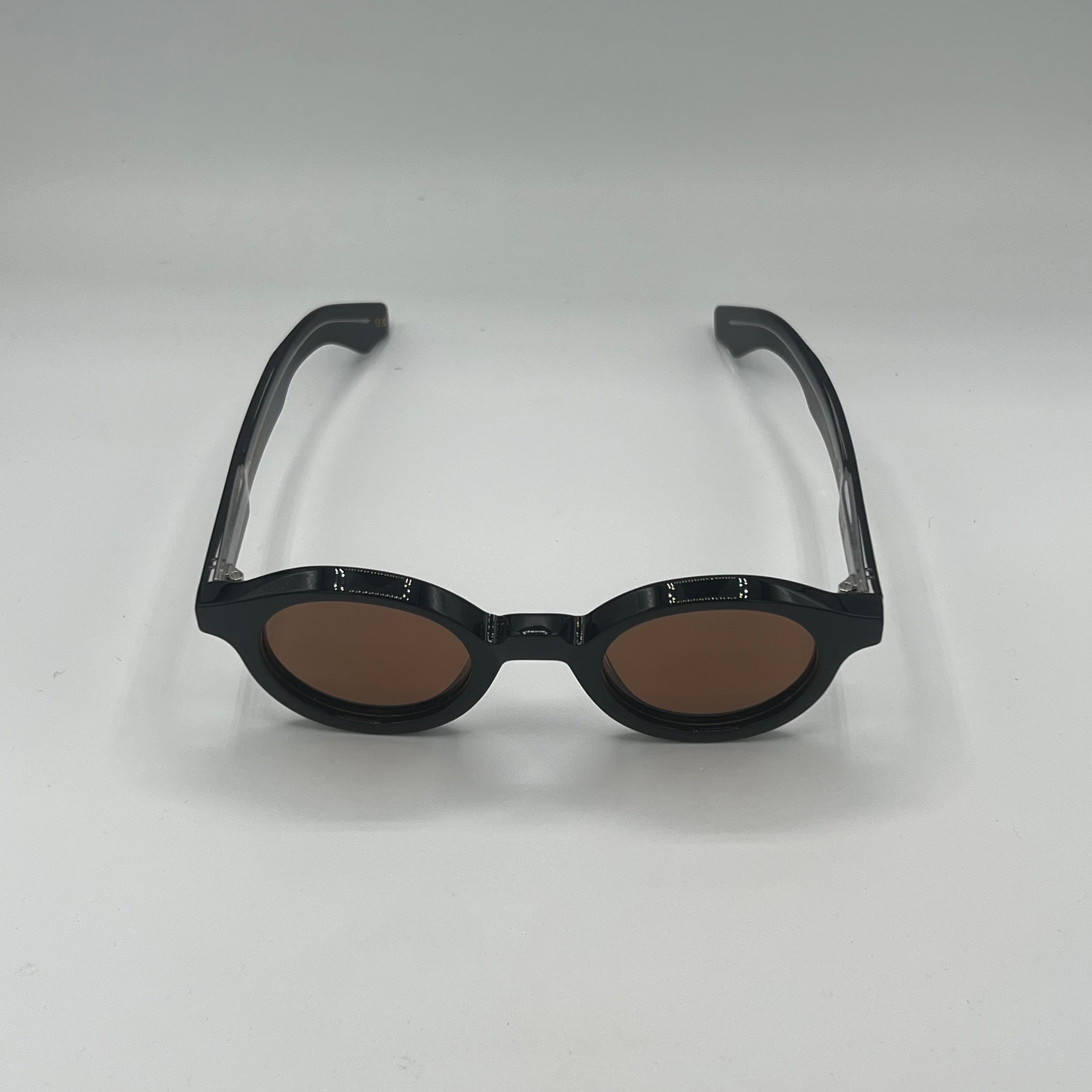 AVOLA 001