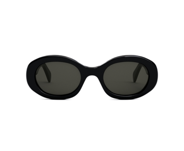Lunettes de soleil CL40194U de la marque Celine avec le célèbre logo triomphe, modèle pour femmes, avec un design ovale fabriquée en acétate noir intense disponible dans les boutiques Atelier Lou Paris 
