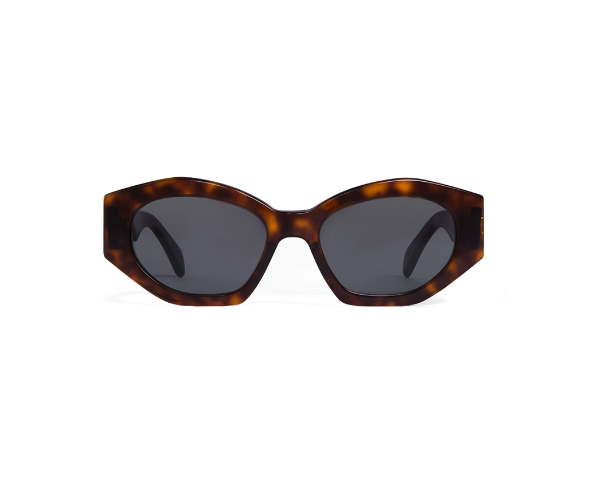 Lunettes de soleil CL40238U de la marque Celine orné du célèbre logo triomphe, monture solaire pour femmes, avec un design géométrique fabriquée en acétate écaille disponible dans les boutiques Atelier Lou Paris 