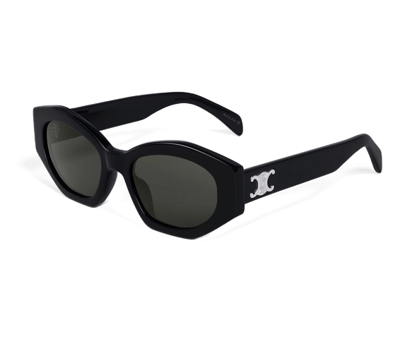 Lunettes de soleil CL40238U de la marque Celine orné du célèbre logo triomphe, monture solaire pour femmes, avec un design géométrique fabriquée en acétate noir disponible dans les boutiques Atelier Lou Paris 