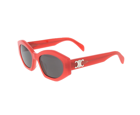 Lunettes de soleil CL40238U de la marque Celine orné du célèbre logo triomphe, monture solaire pour femmes, avec un design géométrique fabriquée en acétate rose framboise disponible dans les boutiques Atelier Lou Paris 