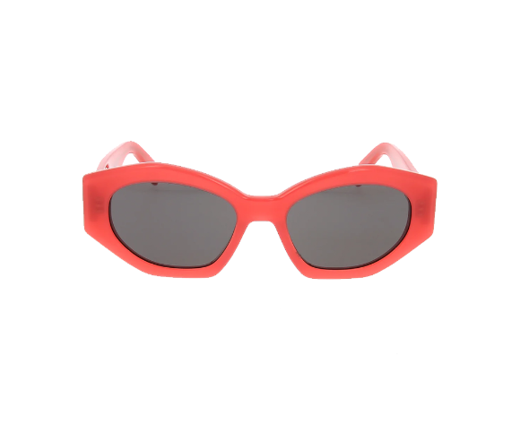 Lunettes de soleil CL40238U de la marque Celine orné du célèbre logo triomphe, monture solaire pour femmes, avec un design géométrique fabriquée en acétate rose framboise disponible dans les boutiques Atelier Lou Paris 